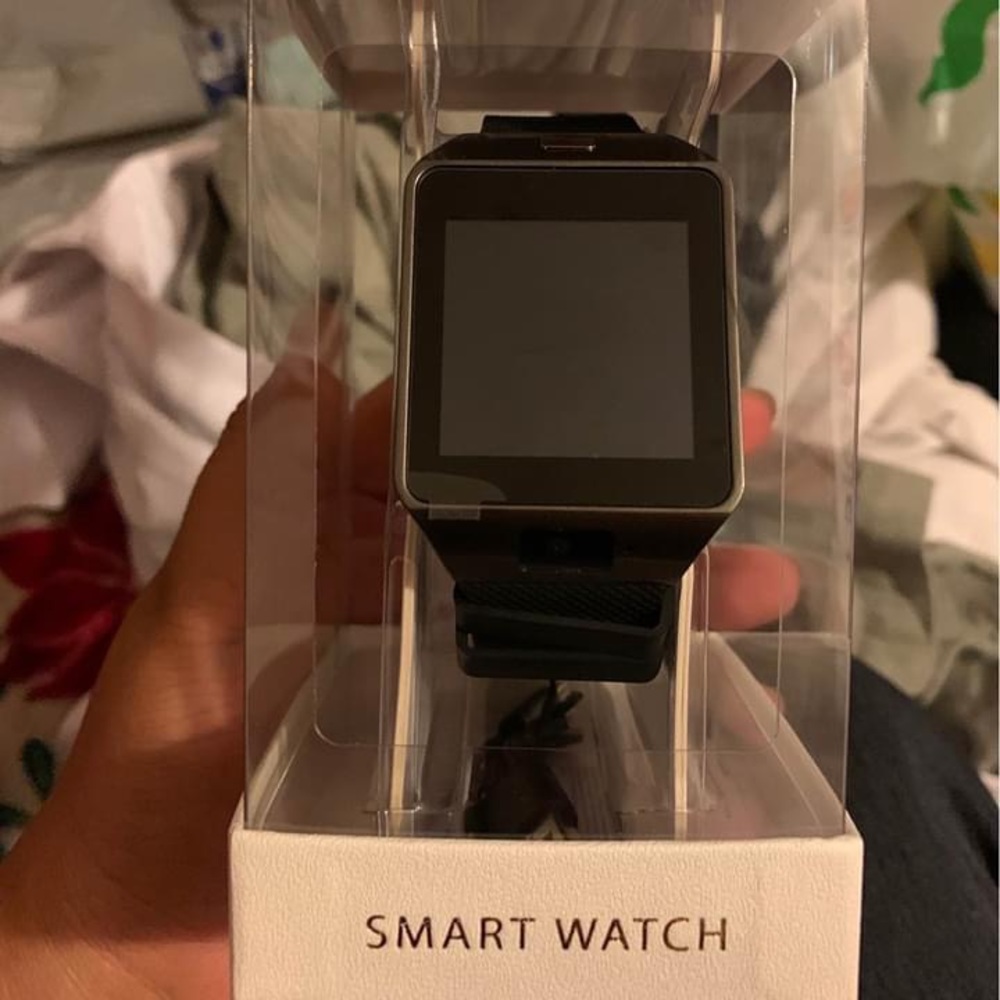 Smart Watch - Picture 2 of 3